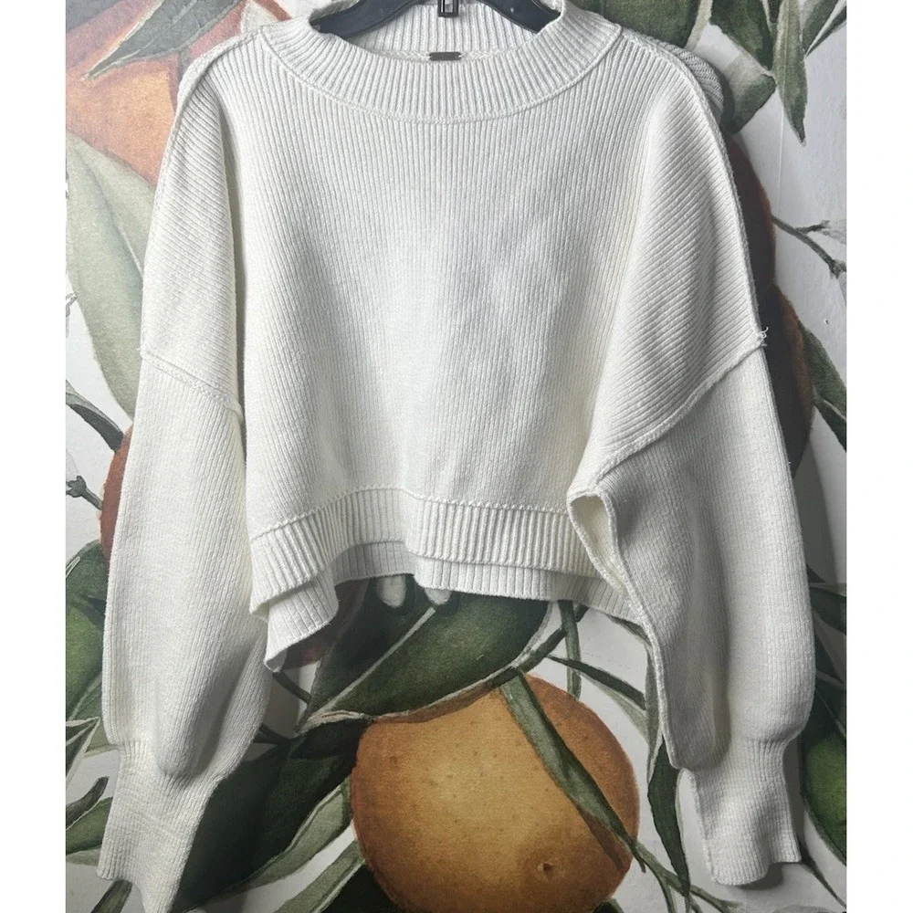 Free People Small Oversized Ivory‎ Mock Neck Cropped Ribbed Sweater Cotton Blend